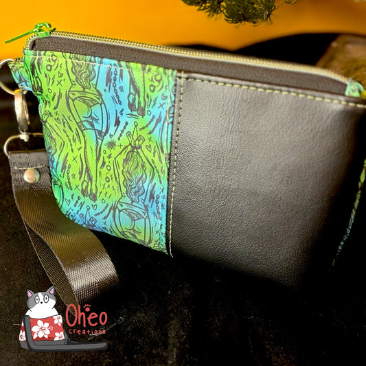 Color Block Wristlet