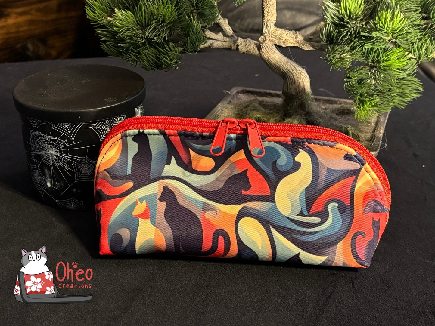 Logi Pouch