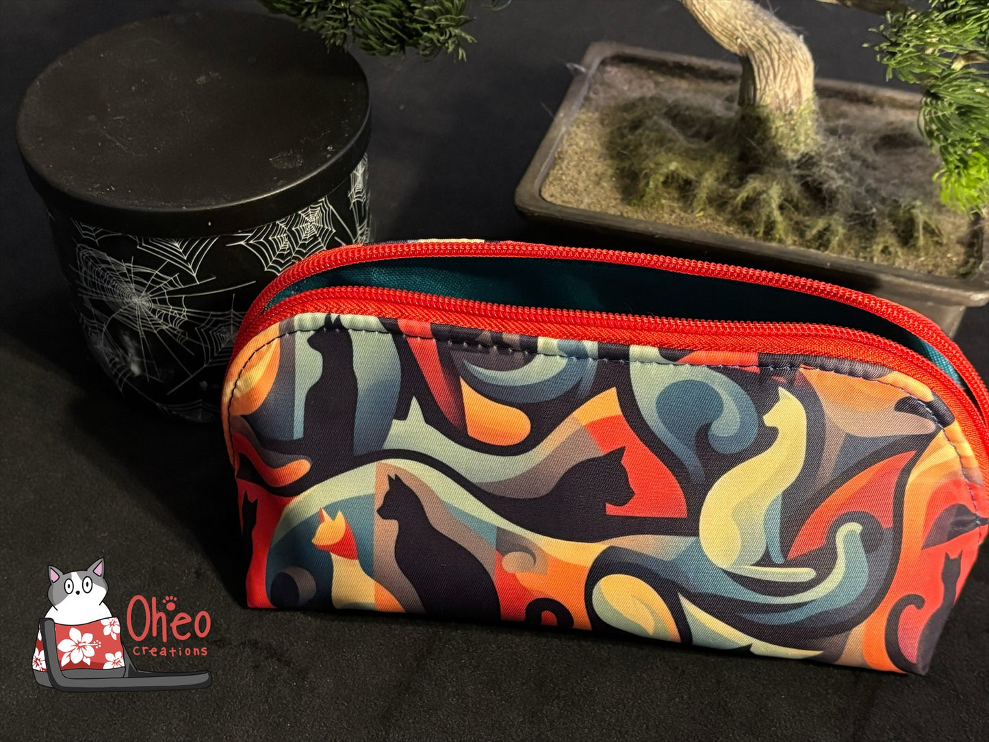 Logi Pouch