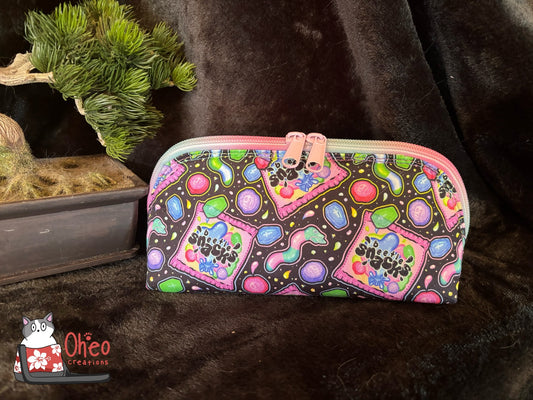 Logi Pouch